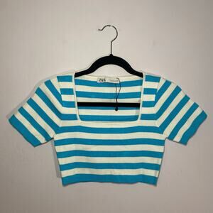 NWOT Zara Blue White Stripe Square Neck Cropped Top Going Out Women size Medium